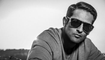 Les lunettes de soleil PERSOL MCQUEEN PO0714