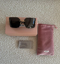 Lunettes de Soleil Miu Miu Runway MU 54YS