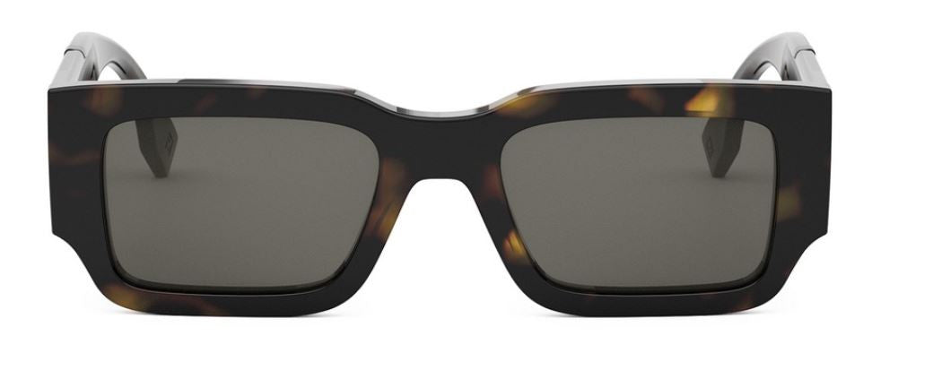 Zonnebrillen Fendi Diagonal FE40131I