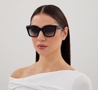 Alexander McQueen AM0473S Sunglasses