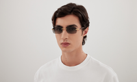 Zonnebrillen Gucci Logo GG1221S