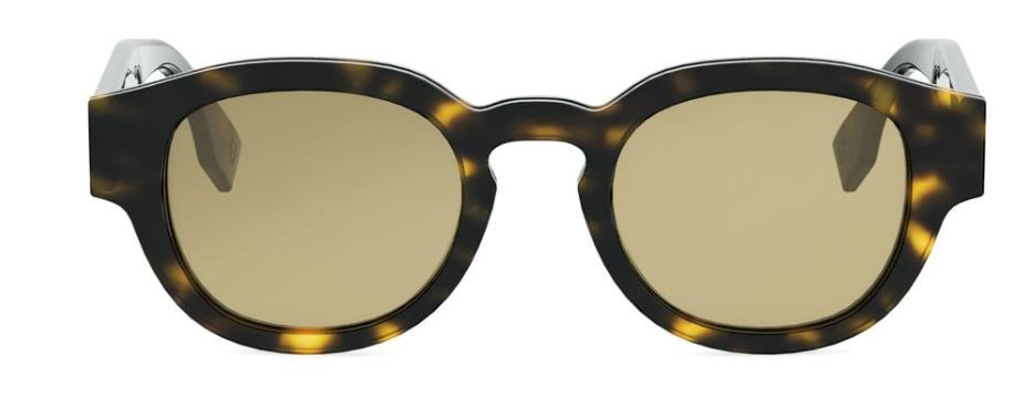 Fendi Signature FE40182I sunglasses