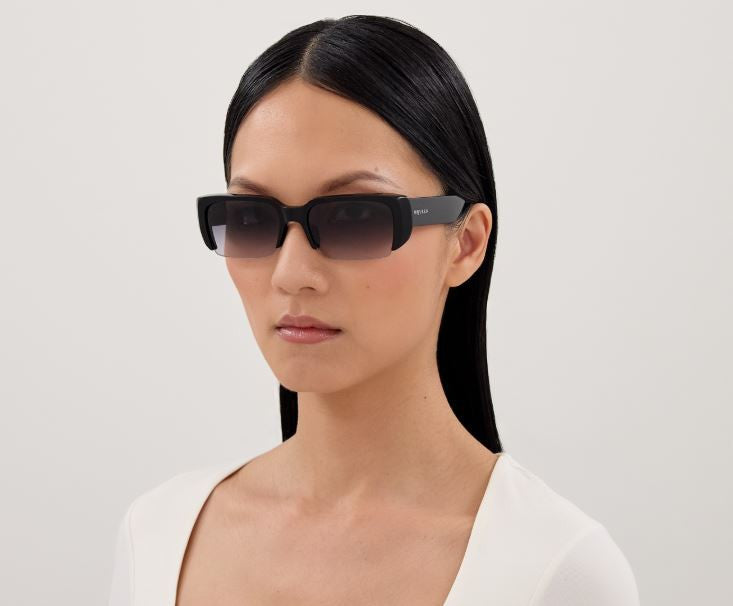 Alexander McQueen Logo AM0532S Sunglasses