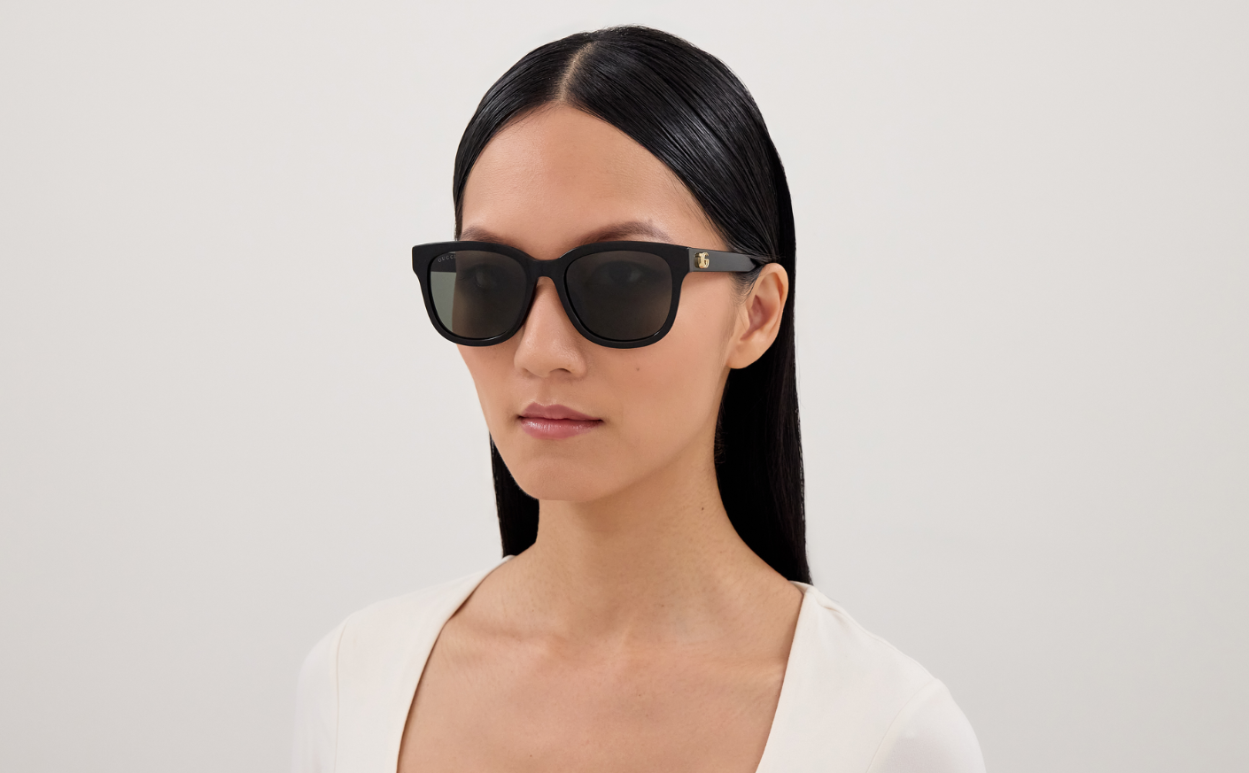 Gucci Emblem GG2126SK sunglasses