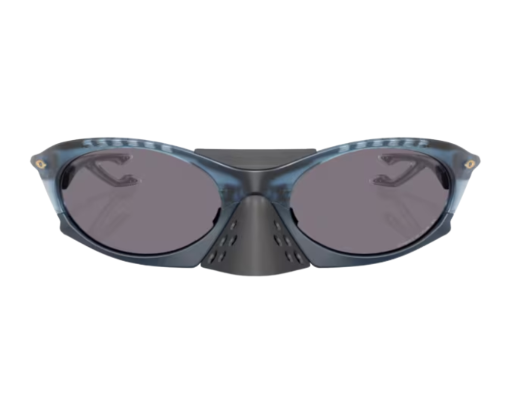 Oakley Plantaris OO9437 Sunglasses