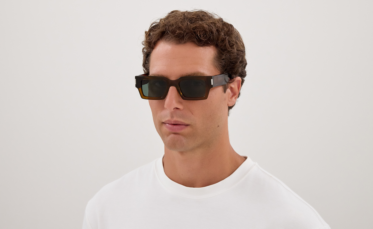 Zonnebril Saint Laurent Corner Angle SL 572