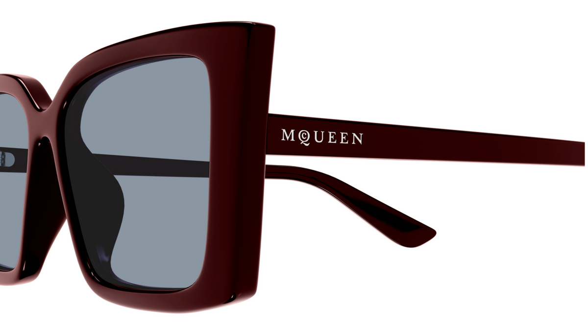 Солнцезащитные очки Alexander McQueen Logo AM0578S