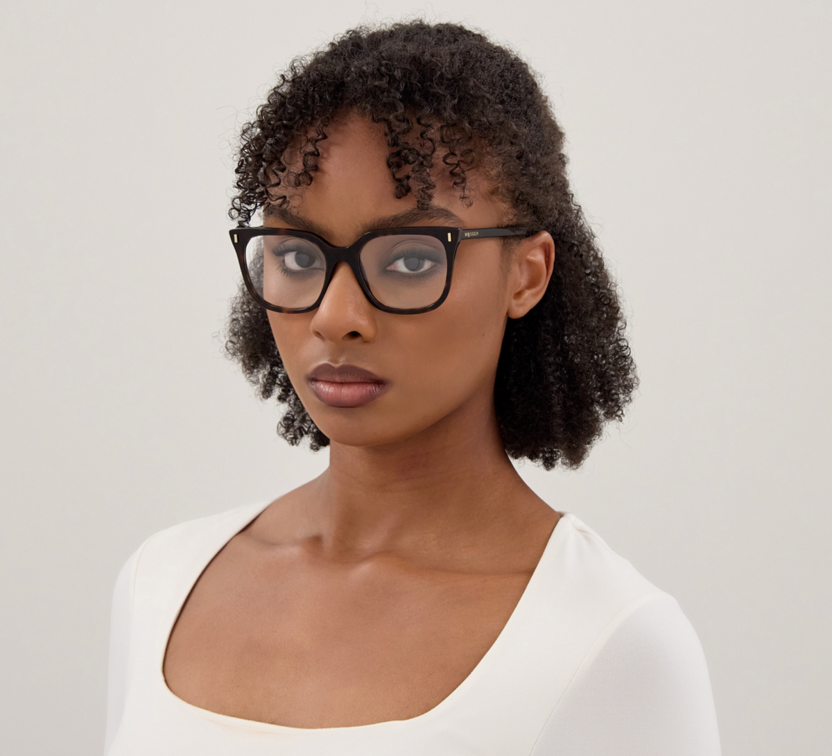 Alexander McQueen Cross-Bar prescription glasses AM0585O